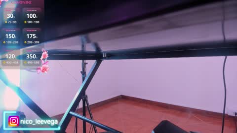 nicoleevega_ online show from September 14, 5:27 am