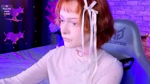 Nicole online show from September 23, 8:51 pm