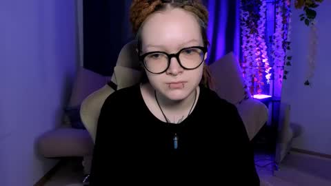 Nicole online show from March 6, 5:35 am