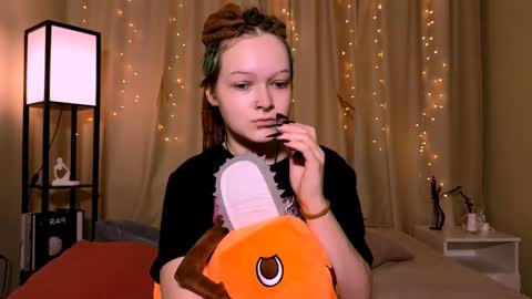 Nicole online show from March 11, 5:57 am
