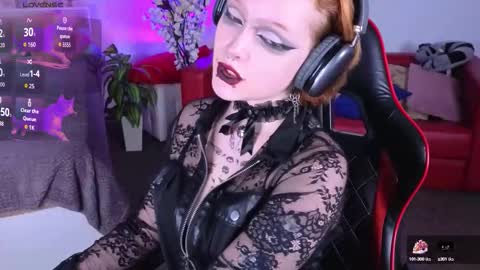 Nicole online show from September 9, 1:33 pm