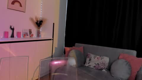 nicoleirisxxx online show from October 5, 6:07 am