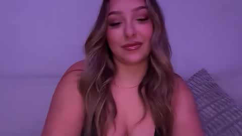 nicolelovesyou444 online show from March 24, 11:59 am