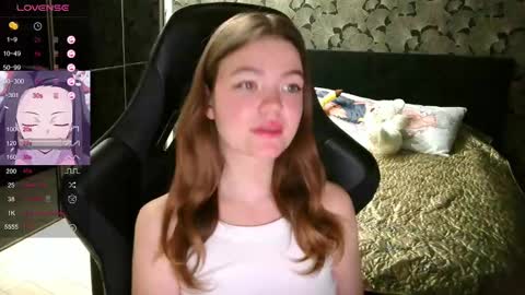 Snapshot of nicolemeew chatting on January 17, 1:36 am NicoleMeew online show from January 17, 1:36 am
