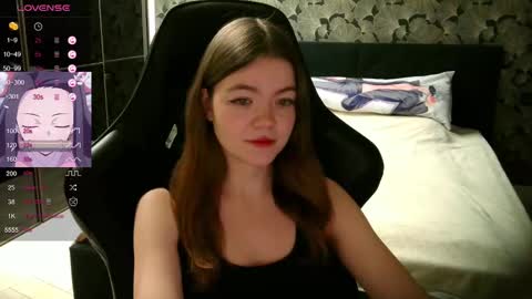 Snapshot of nicolemeew chatting on December 18, 6:57 pm NicoleMeew online show from December 18, 6:57 pm