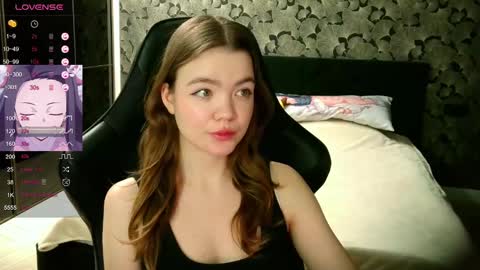 Snapshot of nicolemeew chatting on February 6, 11:53 am NicoleMeew online show from February 6, 11:53 am