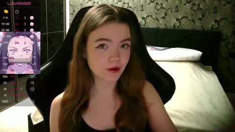 Snapshot of nicolemeew chatting on December 9, 12:01 am NicoleMeew online show from December 9, 12:01 am