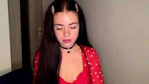 Nicole online show from March 10, 9:30 pm