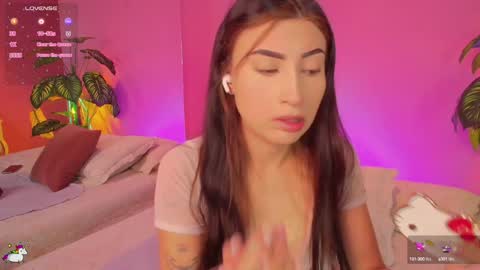 Nicol  online show from December 4, 1:42 pm