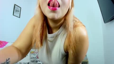  ELIZABETH  online show from November 16, 2:39 pm