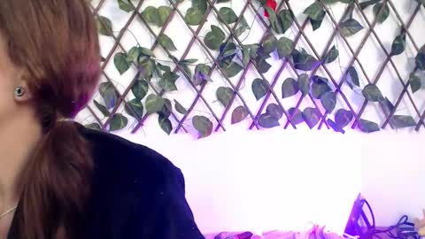 Nicolle ardila online show from February 1, 1:26 am