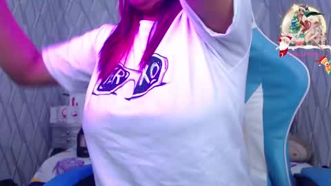 Nicolle Miley online show from December 11, 3:13 am