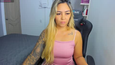 Nicol online show from September 29, 11:15 am