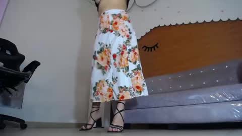 Snapshot of nicte_t chatting on September 15, 9:11 pm Nic online show from September 15, 9:11 pm