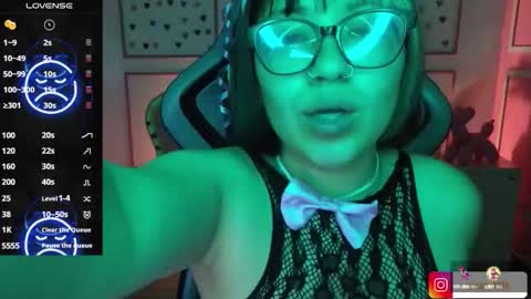 Nic online show from October 16, 9:39 pm