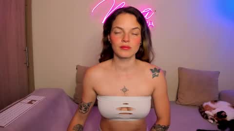 Niela  online show from January 15, 9:21 pm