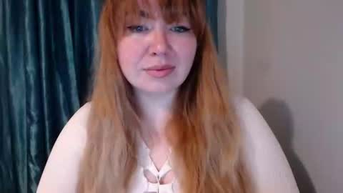 nightlaura online show from March 7, 5:28 pm
