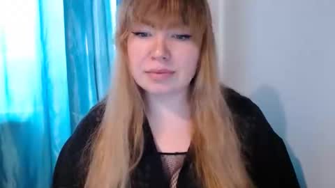 nightlaura online show from February 13, 10:34 am