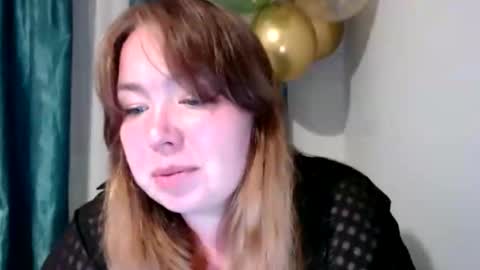 nightlaura online show from September 9, 9:25 pm