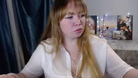 nightlaura online show from February 2, 8:30 pm