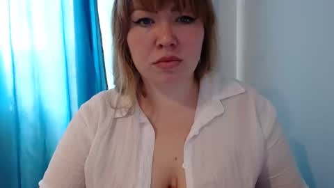 nightlaura online show from March 2, 6:48 am