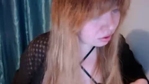 nightlaura online show from March 10, 7:29 pm