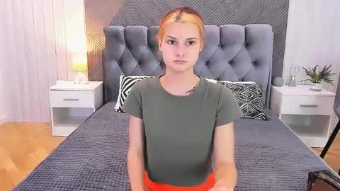 Snapshot of nightopal chatting on October 23, 4:24 pm NightOpal online show from October 23, 4:24 pm