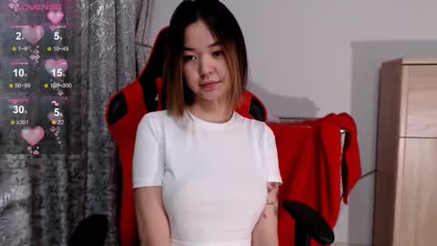 Snapshot of niia_osaki chatting on September 21, 12:59 pm Niia online show from September 21, 12:59 pm