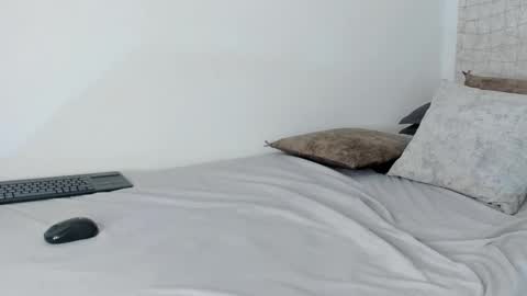 Niicole online show from November 19, 10:54 pm