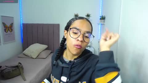          online show from February 6, 1:54 pm