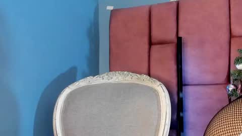 Snapshot of niinaink chatting on December 23, 12:19 pm NINAINK online show from December 23, 12:19 pm