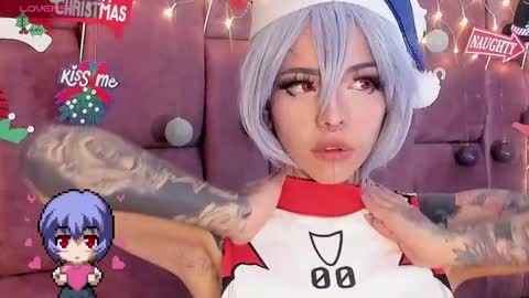 Snapshot of niinaink chatting on December 16, 11:44 am NINAINK online show from December 16, 11:44 am
