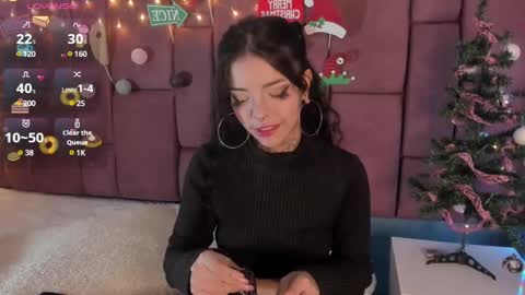 Snapshot of niinaink chatting on December 17, 1:27 pm NINAINK online show from December 17, 1:27 pm