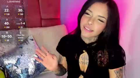 Snapshot of niinaink chatting on February 18, 12:39 pm NINAINK online show from February 18, 12:39 pm