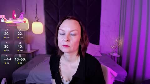 Snapshot of nika_gentle chatting on October 19, 5:31 am Nika online show from October 19, 5:31 am