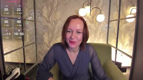 Snapshot of nika_gentle chatting on October 24, 5:36 am Nika online show from October 24, 5:36 am