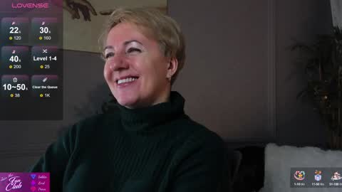 Snapshot of nika_smit chatting on January 24, 10:53 am Nika online show from January 24, 10:53 am