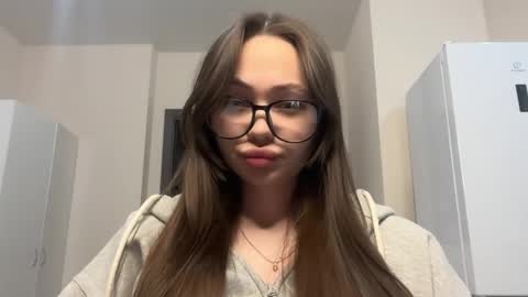 nikagpt online show from April 11, 7:17 pm