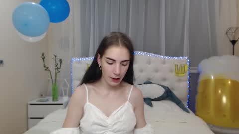 nikastarkk online show from September 18, 6:56 am