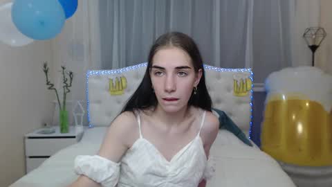 nikastarkk online show from September 19, 6:56 am