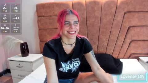 Snapshot of niki_santana chatting on January 25, 4:34 am niki online show from January 25, 4:34 am