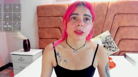 Snapshot of niki_santana chatting on January 10, 8:04 pm niki online show from January 10, 8:04 pm