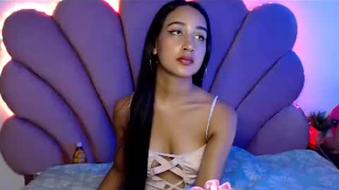    online show from January 9, 8:44 pm