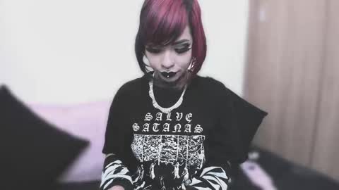 Snapshot of nikkiramone chatting on September 11, 1:55 pm Nikki Ramone online show from September 11, 1:55 pm