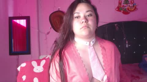 Snapshot of nikkirous_ chatting on October 28, 5:19 pm Nikkirous online show from October 28, 5:19 pm