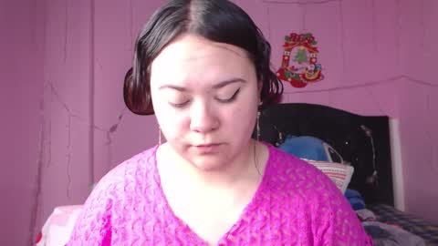 Snapshot of nikkirous_ chatting on February 11, 12:15 pm Nikkirous online show from February 11, 12:15 pm