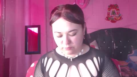 Snapshot of nikkirous_ chatting on October 30, 5:36 pm Nikkirous online show from October 30, 5:36 pm