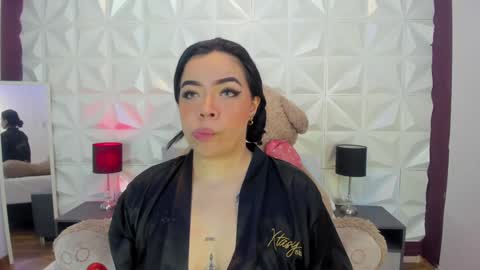 Nikole online show from January 13, 3:01 am