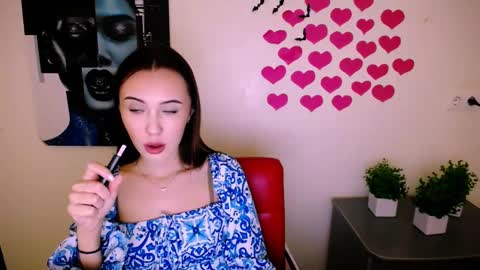 nikonara_ online show from December 8, 1:47 pm