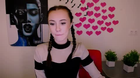 nikonara_ online show from January 13, 2:00 pm